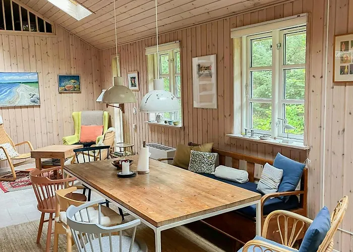 Summer House Near Harbour And Nature Dom wakacyjny